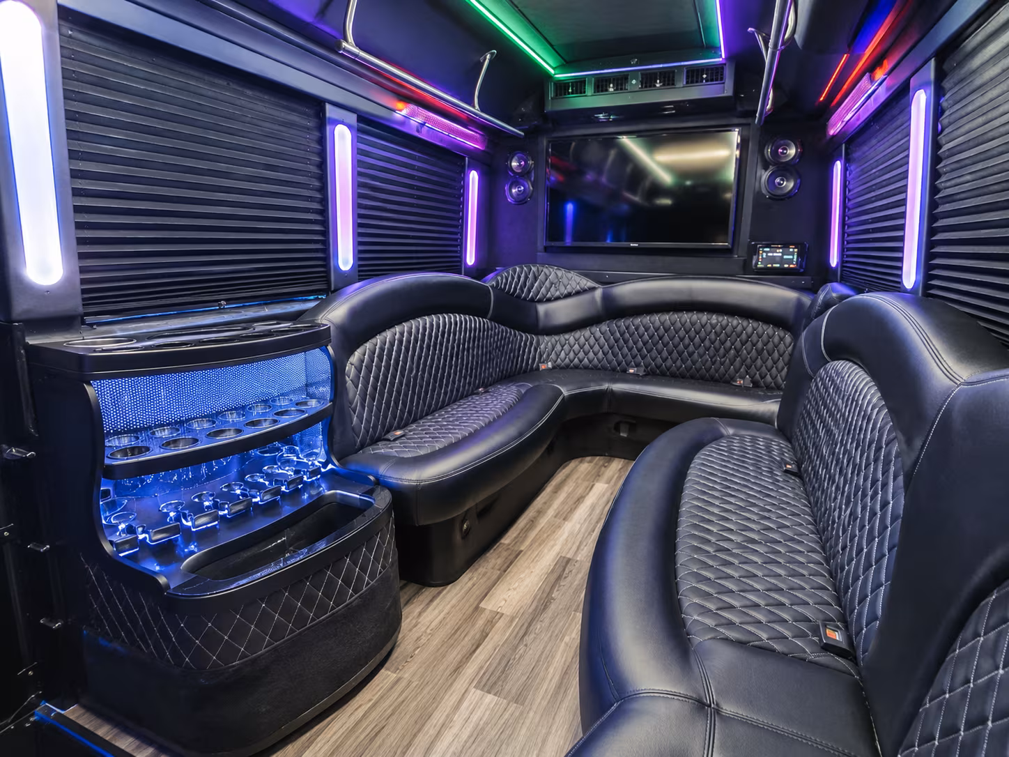 bus rentals for university of tennessee conference events in knoxville