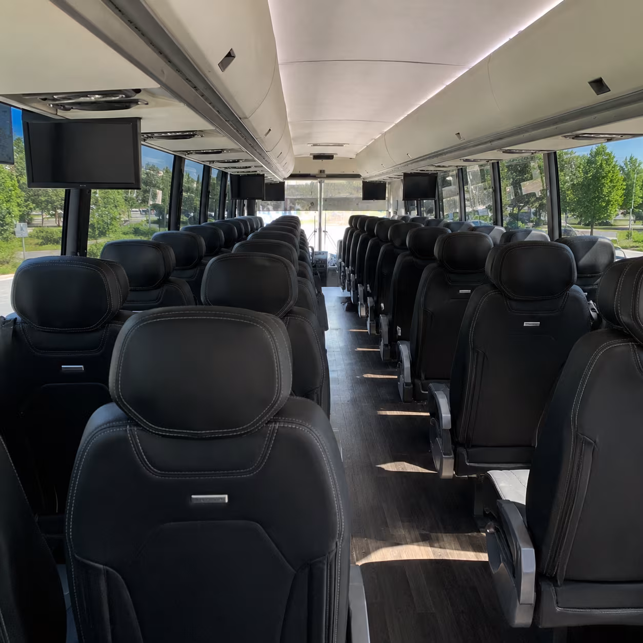 charter buses for museum and science center field trips in knoxville