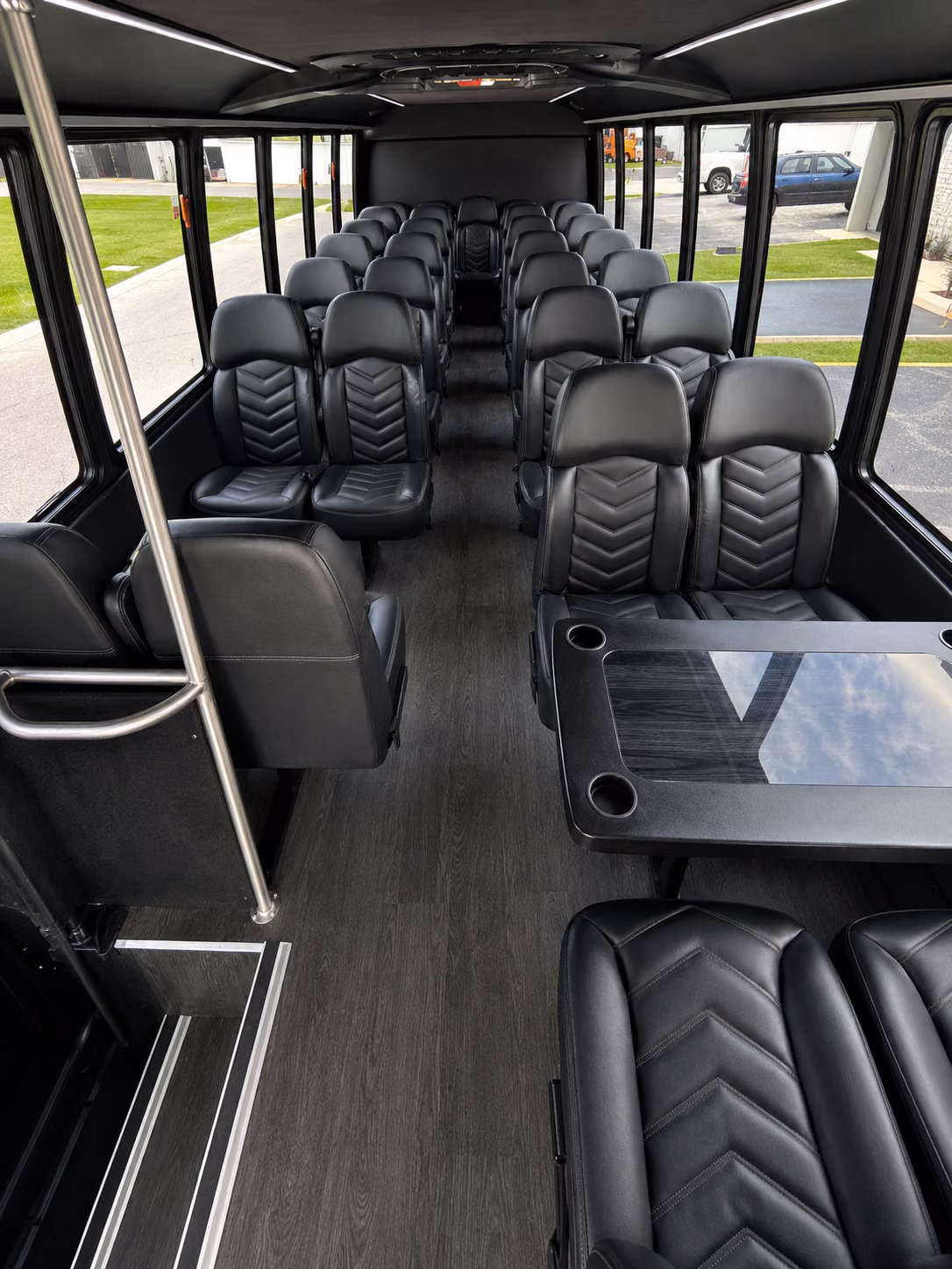 how bus type and group size affect bus rental rates in knoxville