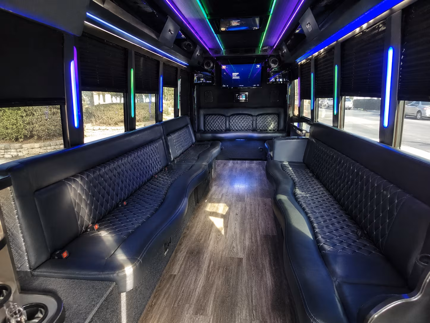 knoxville 15 passenger party bus interior