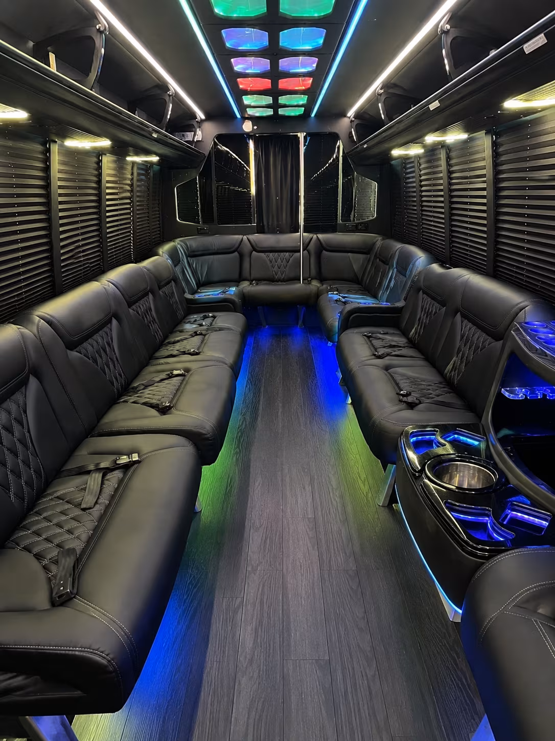 knoxville 20 passenger party bus interior