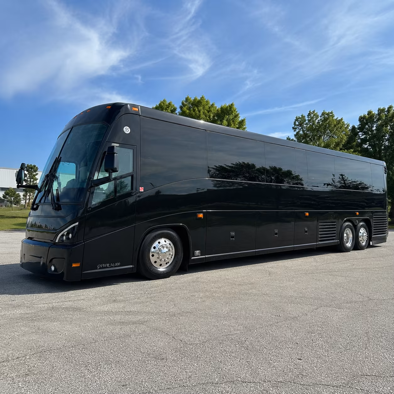 knoxville 47 passenger charter bus