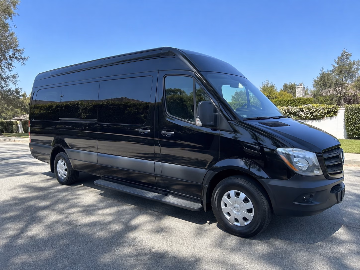 knoxville airport transportation onboard seating