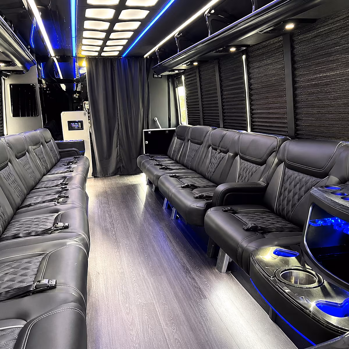 knoxville corporate party bus rental