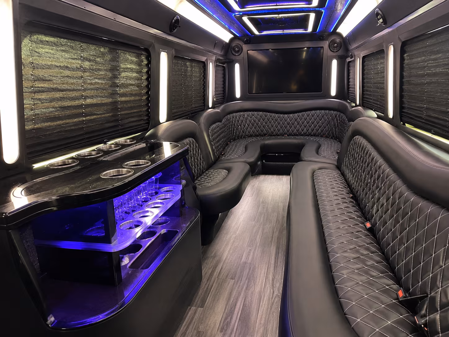 knoxville quinceanera sweet 16 party bus rental