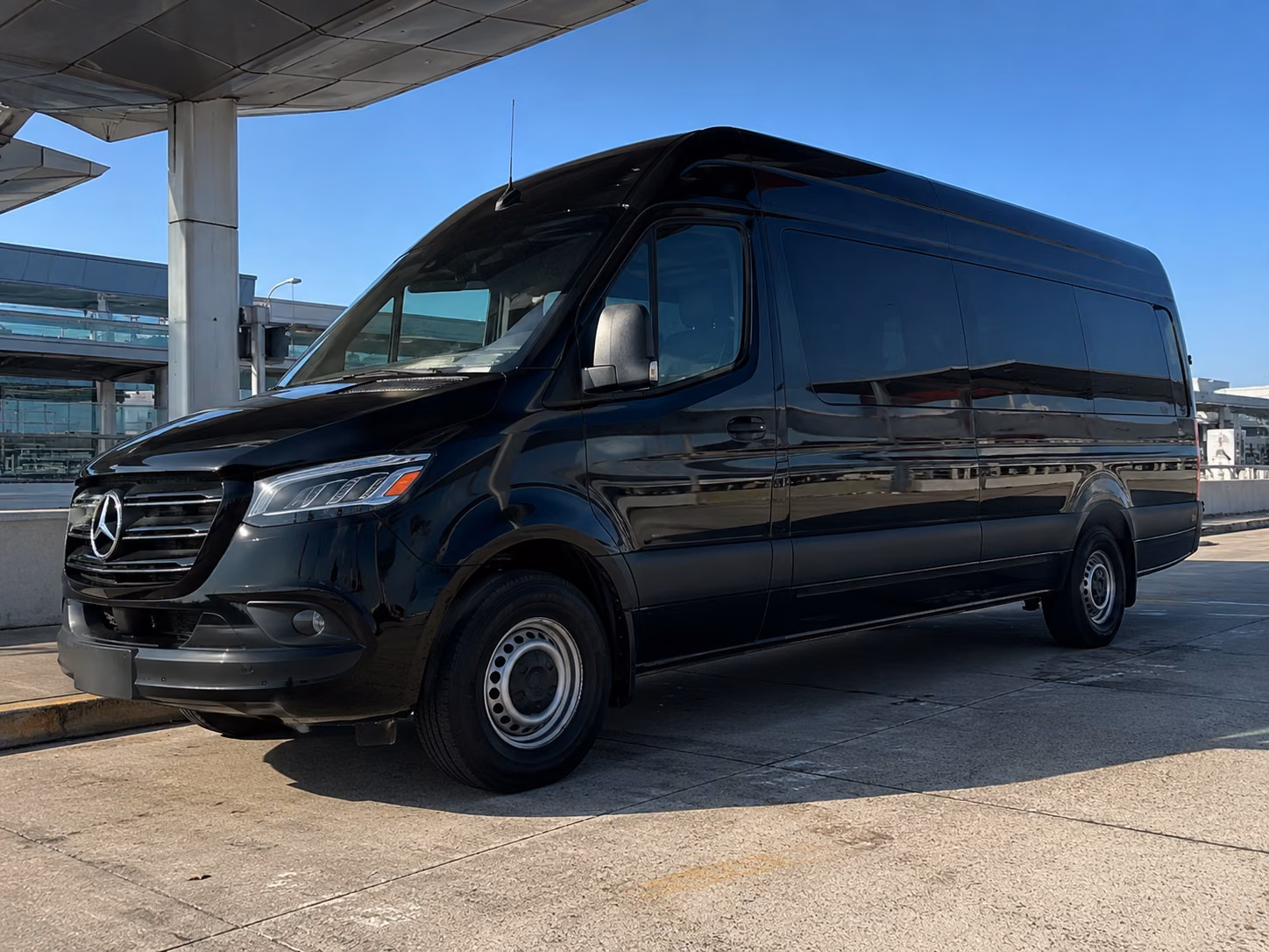 knoxville sporting event transportation onboard seating