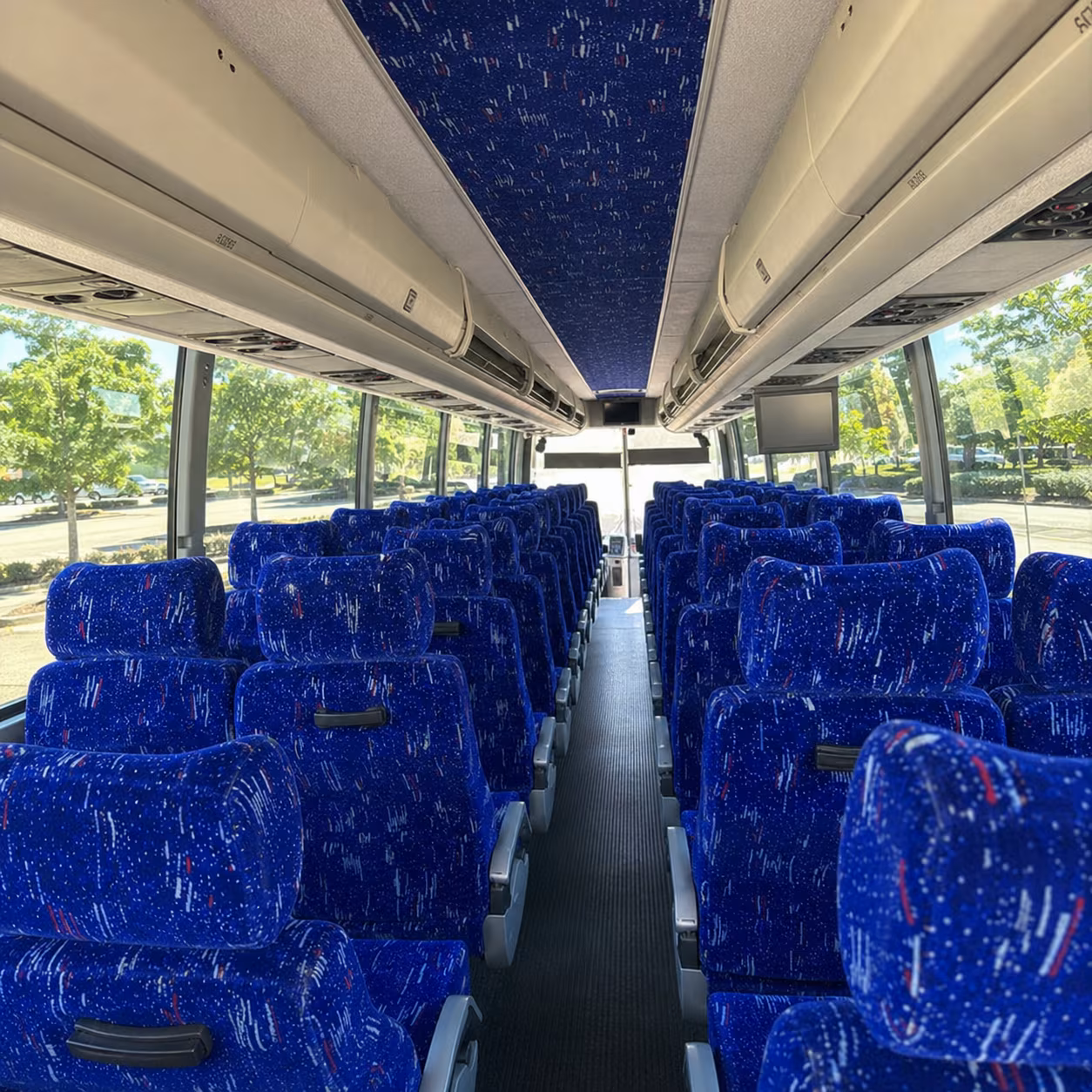 knoxville university tennessee campus charter bus rental
