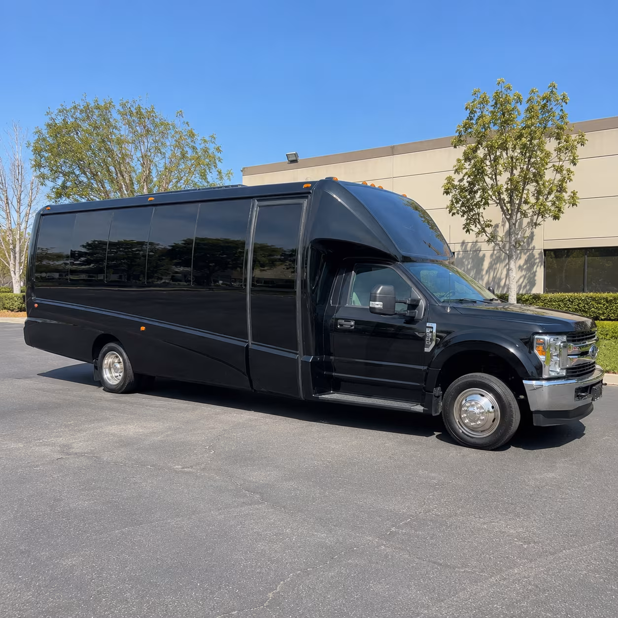 party bus rentals for knoxville high school proms