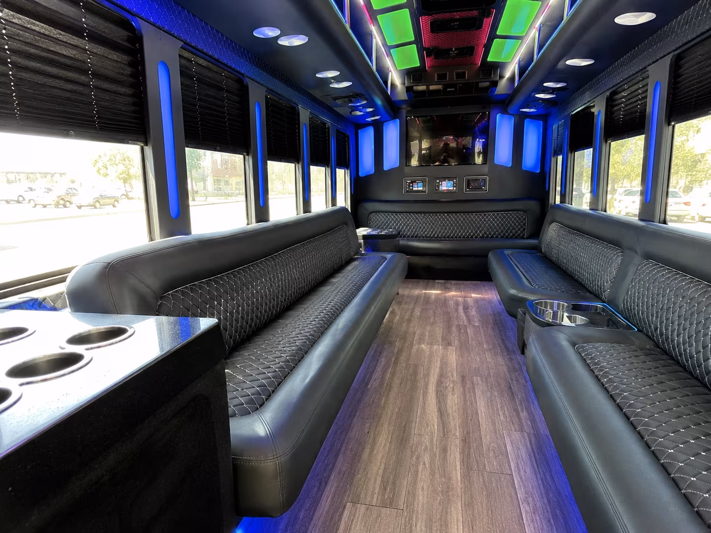 tailgate party bus rentals for knoxville s college football season